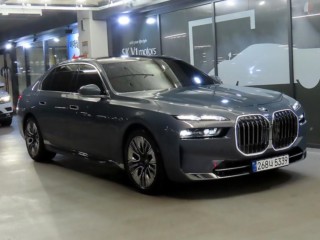 7시리즈 (G70) 740i sDrive 디자인퓨어 엑셀런스 중고차 매물 사진