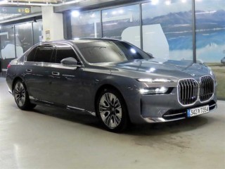 7시리즈 (G70) 740i sDrive 디자인퓨어 엑셀런스 중고차 매물 사진