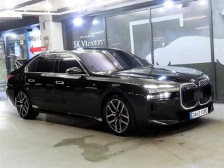 7시리즈 (G70) 740i xDrive M 스포츠 중고차 매물 사진
