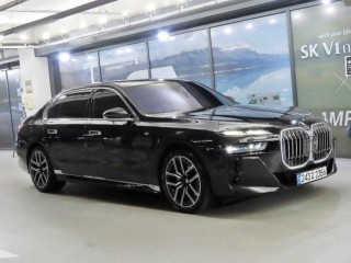7시리즈 (G70) 740i xDrive M 스포츠 중고차 매물 사진