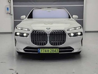 7시리즈 (G70) 750e xDrive 디자인 퓨어 엑셀런스 중고차 매물 사진